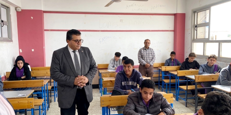 وكيل التعليم بجنوب سيناء يواصل جولاته لمتابعة لجان امتحانات الإعدادية