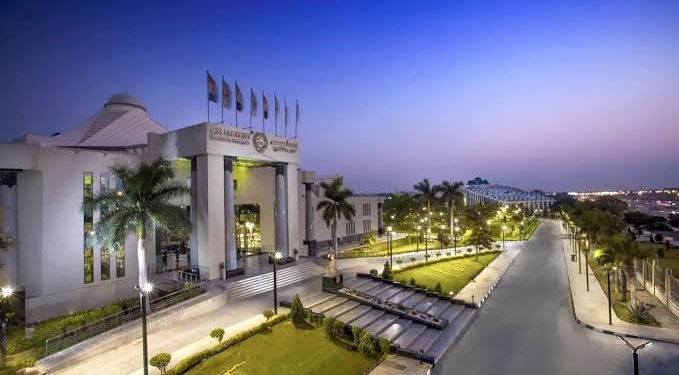 كلية الإعلام جامعة مصر  للعلوم تطلب معيدين