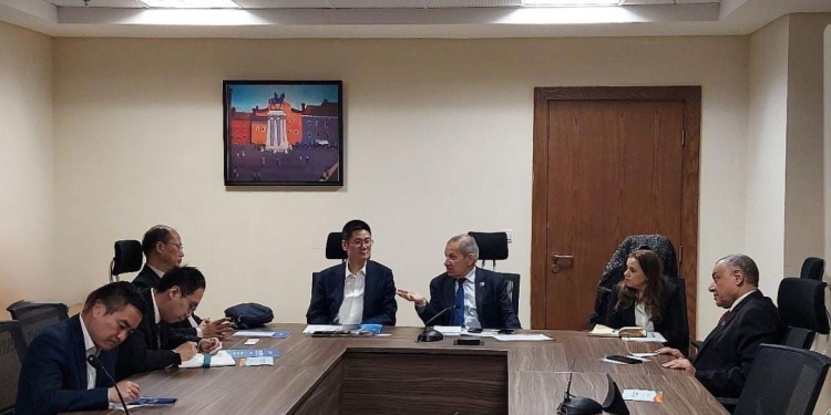 «حجازي» يبحث مع الجانب الصيني سبل تعزيز التعاون بمجالات التعليم الفني