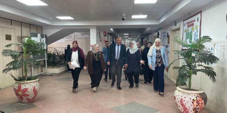 نائب رئيس جامعة الأزهر يتابع أعمال الامتحانات بكليات فرع البنات