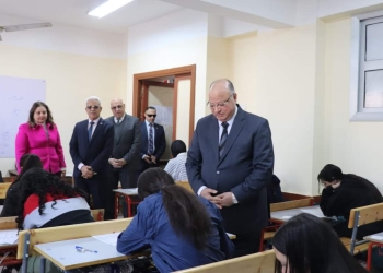 وكيل التعليم بالقاهرة يوصي بتهيئة الجو المناسب لطلاب الإعدادية بالامتحانات