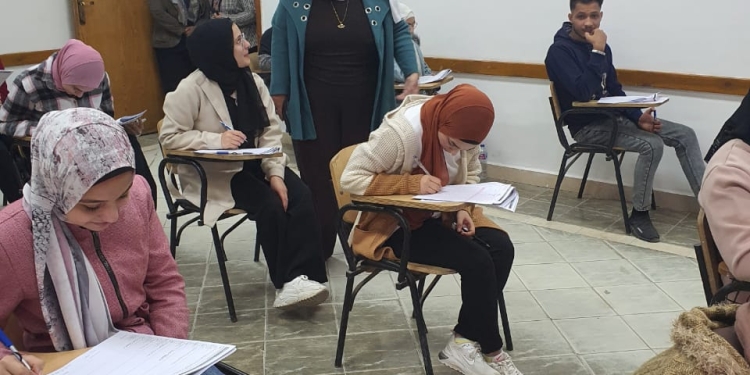 عميدة تمريض عين شمس تتفقد سير امتحانات الفصل الدراسي الأول