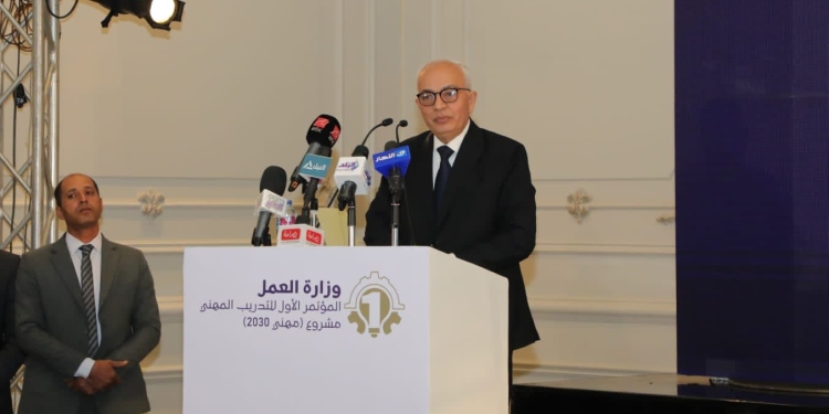 تفاصيل تعاون التربية والتعليم والتعليم لاكتشاف وتأهيل المبتكرين والنوابغ في العلوم والتكنولوجيا