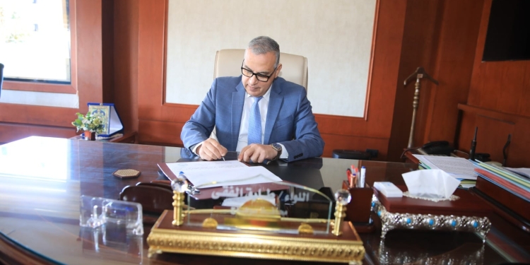 محافظ سوهاج يعتمد نتيجة الشهادة الإعدادية الترم الأول بنسبة نجاح ٨٦%