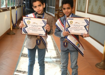 طالبان بالثاني الابتدائي يحصدان المراكز الأولى عالميًا في مسابقة الحساب الذهني بتايوان