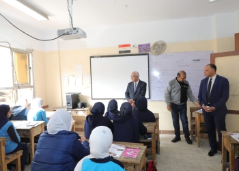 مضاد كلمة "أوفى".. أمهات مصر: عودة الأسئلة المثيرة للجدل في امتحانات الأول الثانوي