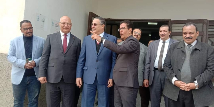 رئيس جامعة بنها يتفقد عددا من المراكز والوحدات