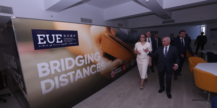 أول برنامج دولي للقانون في مصر تمنحه جامعة لندن من خلال أكبر تحالف أكاديمي