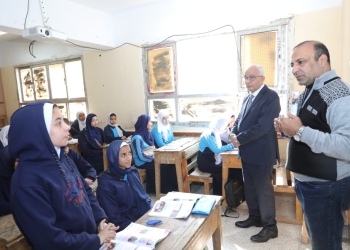 شارك طالب الثانوية العامة همومهم وتفهم حالتهم النفسية والمزاجية.