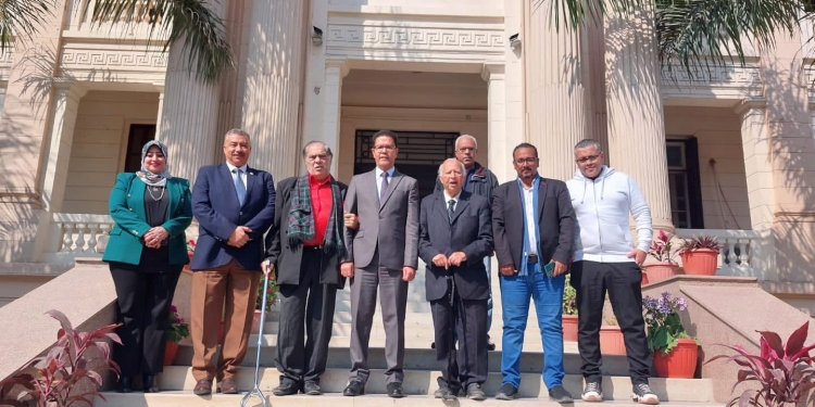 رئيس جامعة بنها يستقبل الموسيقار هاني شنودة