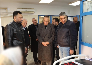 محافظ الشرقية ورئيس جامعة الزقازيق يطمئنان على مصابي قطاع غزة