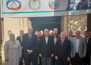 محافظ الشرقية يشهد انطلاق مبادرة "الكشف عن فيروس سي " لطلاب الأول الإعدادي