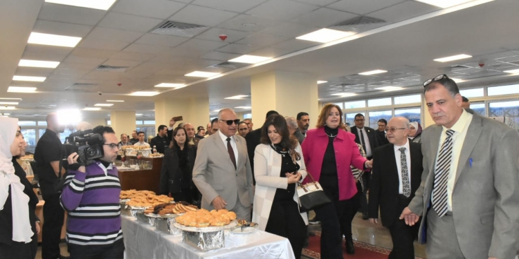 رئيس جامعة مدينة السادات تفتتح المطعم والمطبخ التعليمى لكلية السياحة والفنادق