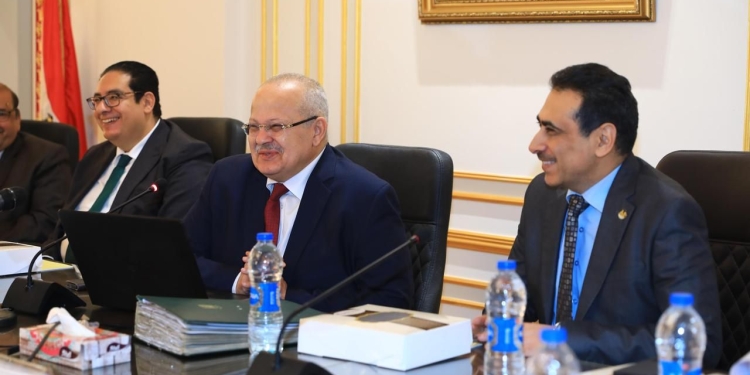 قرارات مهمة في اجتماع مجلس جامعة القاهرة