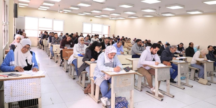انتهاء امتحانات التعليم المدمج بجامعة القاهرة في أجواء انضباطية وهادئة بلا أى معوقات