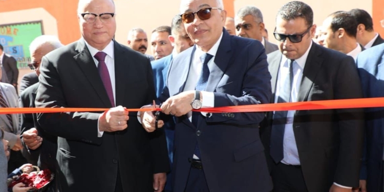 وزير التعليم ومحافظ القاهرة يفتتحان مدرسة مصر المتكاملة للغات "EILS" بالزيتون