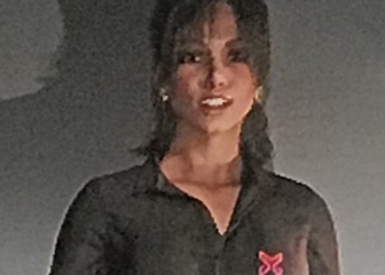 ” فيكي” اول افاتار بشري يرد علي مخاوف القضاء علي البشر بأيدي الروبوتات