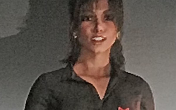 ” فيكي” اول افاتار بشري يرد علي مخاوف القضاء علي البشر بأيدي الروبوتات