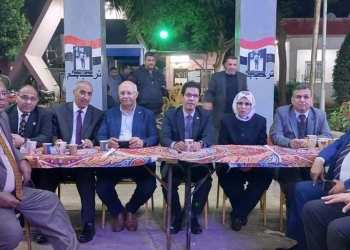 رئيس جامعة بنها يشارك حفل إفطار رمضان بكليتي الزراعة والطب البيطري بمشتهر