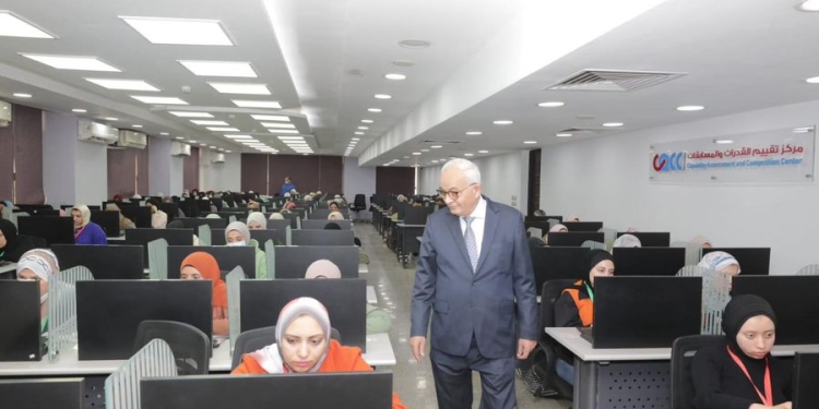 "الذكاء الاصطناعي مدخلاً لإعادة هندسة منظومة التعليم".. ورشة عمل أكاديمية للتربية والتعليم