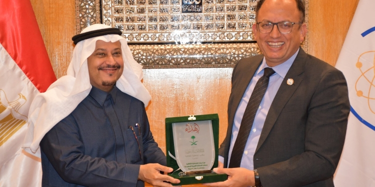رئيس جامعة حلوان يستقبل الملحق الثقافي السعودى في مصر لبحث التعاون