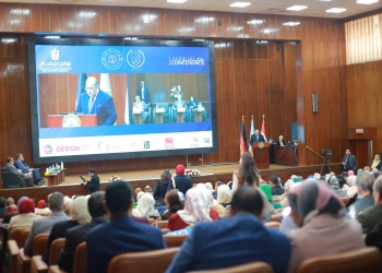 ” تيودور بلهارس” يناقش استخدام الذكاء الاصطناعى في سرطان الكبد والمثانة