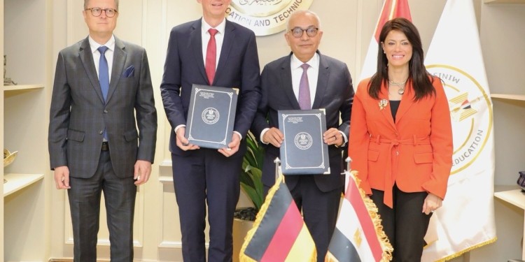 توقيع مذكرة تفاهم لتعزيز التعاون في التعليم قبل الجامعي مع ألمانيا