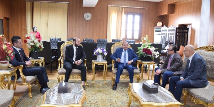 تعاون بين جامعة بني سويف ونادي بيراميدز