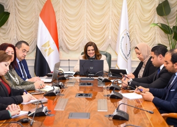 وزيرة الهجرة فى لقائها مع الجالبة فى اليابان وكوريا