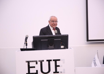 رئيس أمناء الجامعات الأوروبية يكشف مزايا الدراسة في فرع جامعة يوكلان