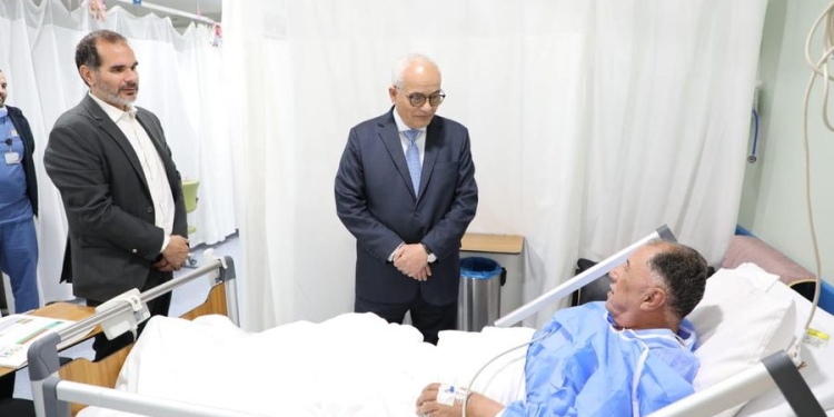 خلال زيارته لمستشفى الناس..  حجازي: الدولة المصرية تولى اهتماما كبيرا بالصحة والتعليم