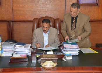 محافظ مطروح يعتمد نتيجة امتحانات دورة يناير ٢٠٢٤ لمحو الأمية وتعليم الكبار