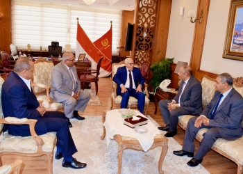 محافظ بورسعيد يستقبل مدير المركز القومي للامتحانات والتقييم التربوي