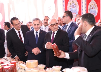 "حجازي" يوجه بإطلاق معرض لتسويق منتجات طلاب التعليم الفني بأسعار مناسبة