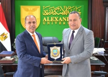 تعاون بين جامعتي الإسكندرية والبريطانية