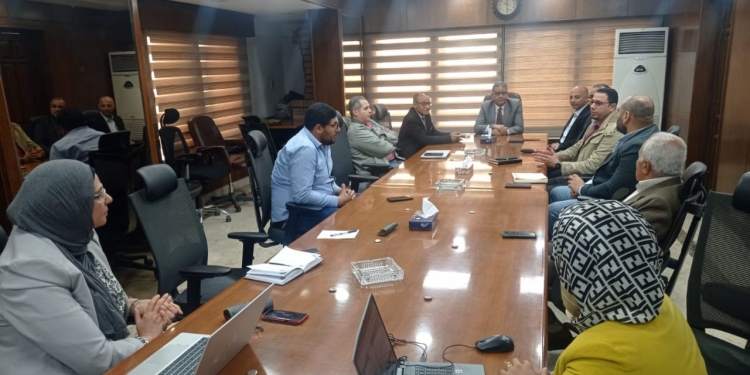 هيئة الاستشعار من البُعد تبحث سُبل التعاون مع أحد مصانع الحديد