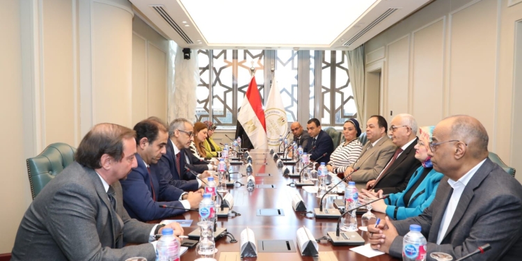 حجازي: الدولة حريصة على تطوير قطاع التعليم ولدينا تجربة موثقة في تطوير المناهج