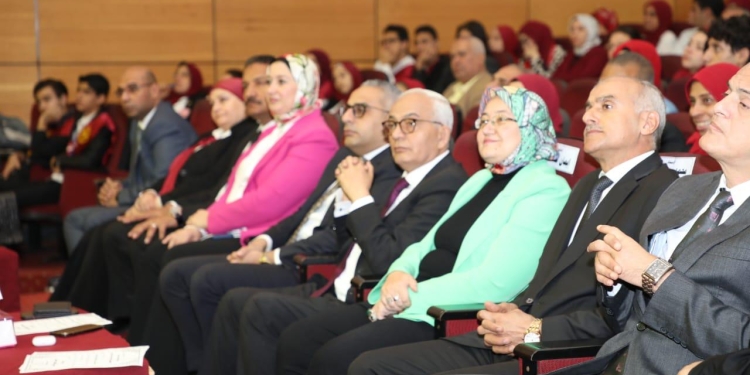 «حجازي» يشهد ندوة تثقيفية للاتحادات الطلابية تحت عنوان “سيناء في عيون أبنائها”