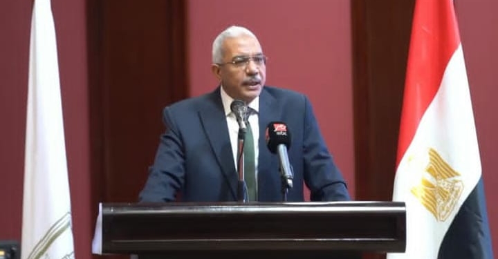 نائب رئيس جامعة الأزهر خلال افتتاح مؤتمر كلية الشريعة والقانون : الإسلام حرم قتل الأطفال والنساء والشيوخ