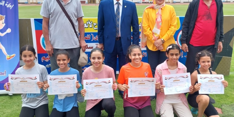 "التعليم" تنظم فعاليات بطولة الجمهورية لألعاب القوى للمدارس (بنات) 