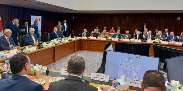 رئيس جامعة طنطا يشارك فى اجتماع المجلس الأعلى للجامعات بالجامعة اليابانية