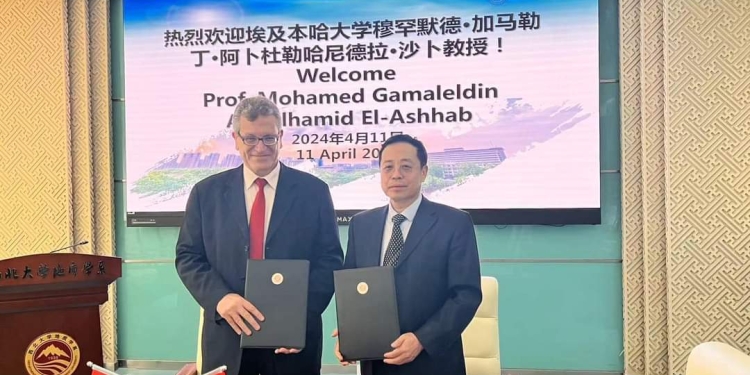 جامعة بنها توقع اتفاقية تعاون مع جامعتي شيان الطبية وشمال غرب الصين