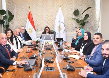 وزيرة الهجرة مع جمعية رجال الاعمال بالاسكندرية
