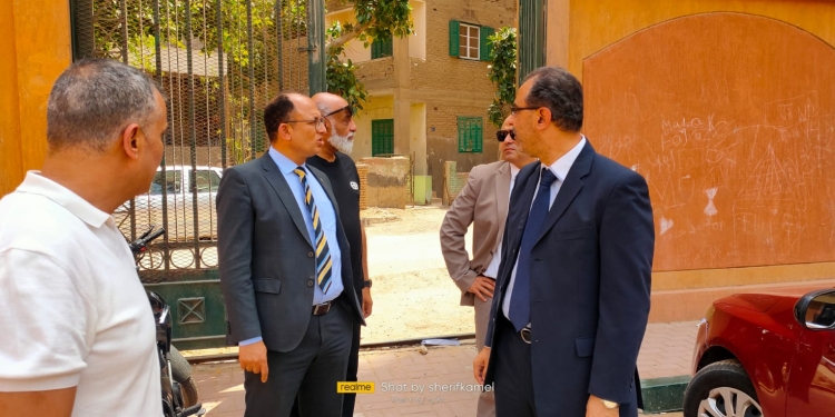 رئيس جامعة حلوان يؤكد تحويل كلية التربية الرياضية إلى نادى متكامل