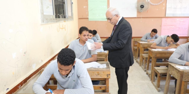 تقرير ختام الامتحانات التحريرية لطلبة الدبلومات الفنية الدور الأول 2024