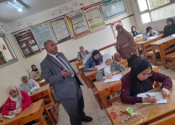وكيل التعليم بالدقهلية: امتحان اللغة العربية للشهادة الإعدادية سهل وواضح