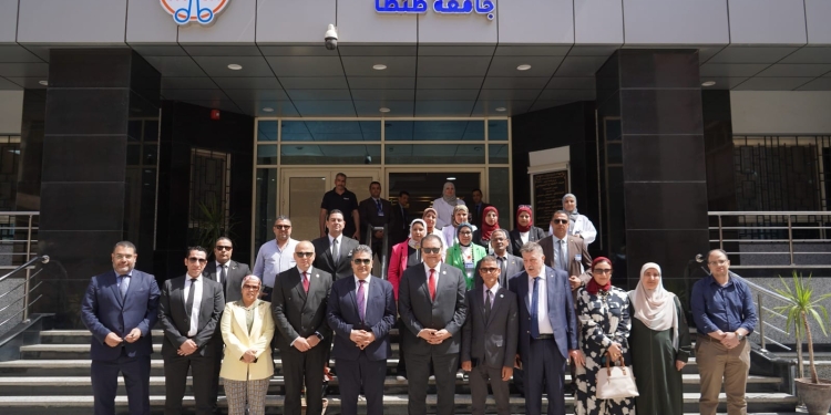 رئيس هيئة الاعتماد: الرئيس يوجه بالتعاون مع المستشفيات الجامعية لنجاح منظومة التأمين الصحي الشامل