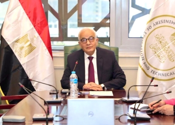 وزير التعليم السابق يطالب بجعل البكالوريا المصرية سنة واحدة ويرفض استبعاد اللغات
