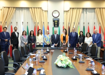 رئيس الأكاديمية العربية للعلوم والتكنولوجيا يلتقي وفداً من المؤسسة الملكية للمعمارين البريطانين RIBA