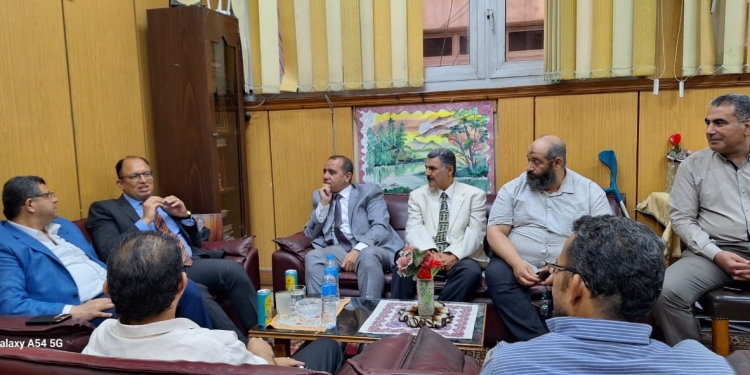 جامعة حلوان تدرس سبل تحويل كلية التكنولوجيا والتعليم إلى “تكنولوجية دولية “